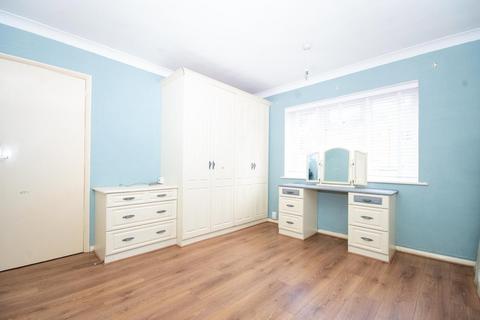 22 Willow Tree Close, Uxbridge, UB10 8RD