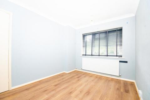22 Willow Tree Close, Uxbridge, UB10 8RD