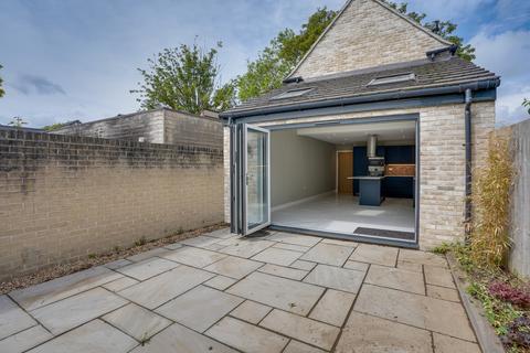 2 bedroom detached house for sale - North Street, Cambridge