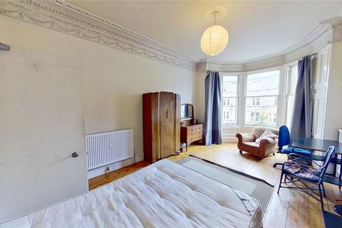 3 bedroom flat to rent, Spottiswoode Street, Marchmont, Edinburgh, EH9