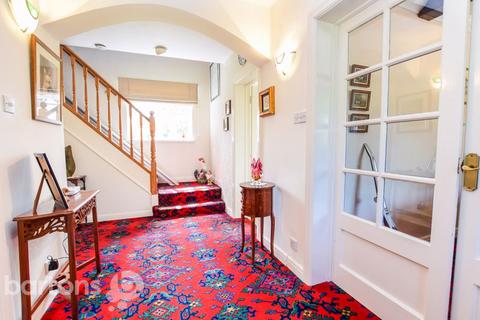 11 Queensway, Rotherham, S60 3EE