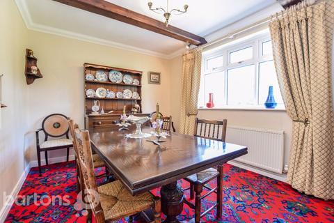 11 Queensway, Rotherham, S60 3EE