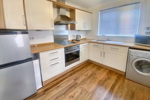 2 bedroom ground floor flat to rent, Kyle Crescent, Coylton KA6