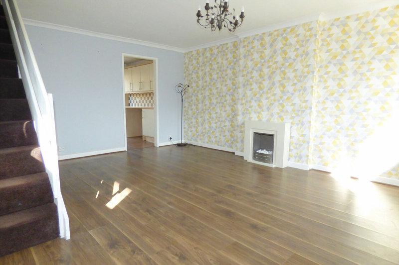 Alnwick Drive, Moreton, CH46 6ET 3 bed end of terrace house £180,000