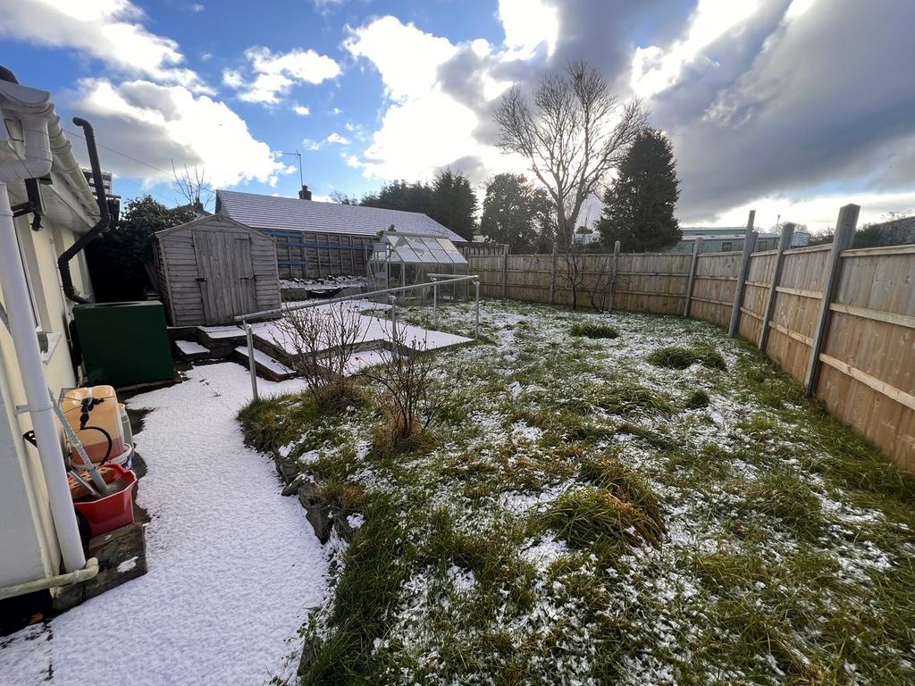 Cross Inn, Nr New Quay, SA44 3 bed detached house for sale £220,000