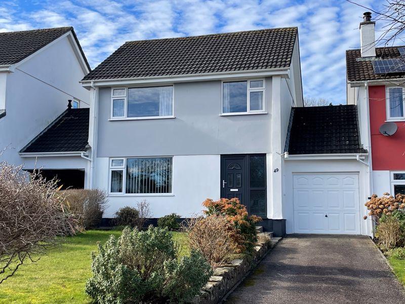 Bosvean Gardens, Truro 3 bed detached house for sale £390,000