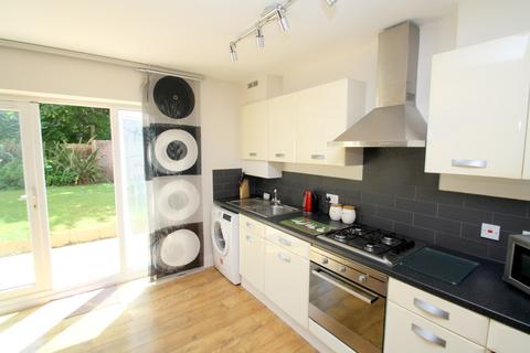 Flat 7, 26 - 30 Napier Road, Ashford, TW15 1DA
