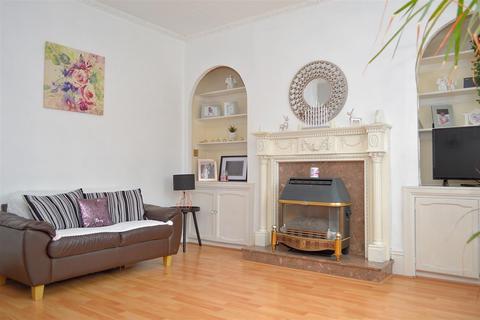 267 Heron Street, Oldham, OL8 4EA