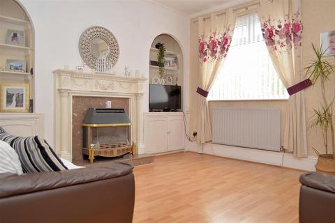 267 Heron Street, Oldham, OL8 4EA