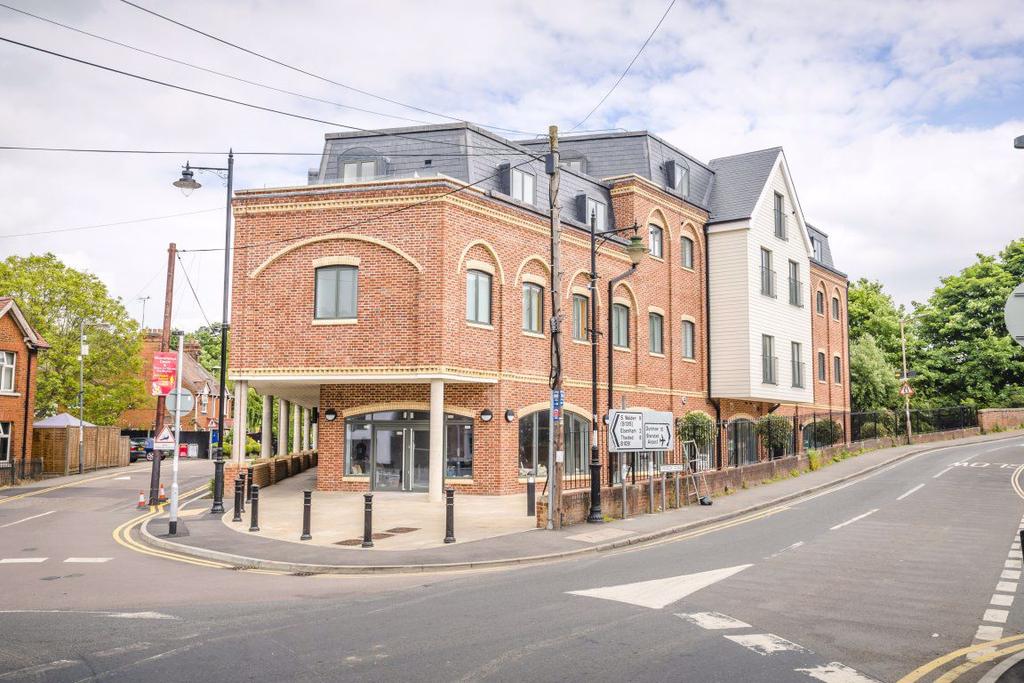Castle Maltings, Stansted Mountfitchet 2 bed apartment £1,650 pcm (£