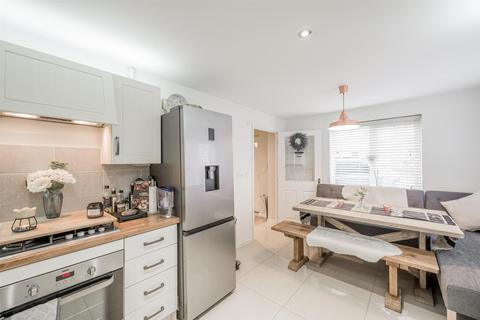 27 Fussell Way, Wollaston, Stourbridge, DY8 4GG
