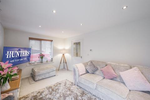 27 Fussell Way, Wollaston, Stourbridge, DY8 4GG