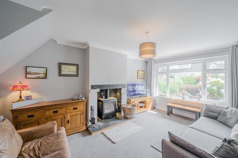 8 Clent View Road, Stourbridge, DY8 3JE