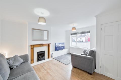 8 Barnett Close, Kingswinford, DY6 9PW