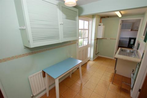 3 Belvedere Close, Kidderminster, DY10 3AT