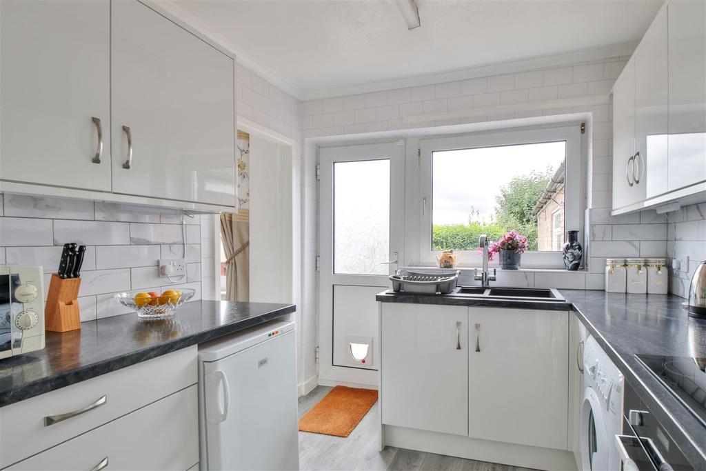 Wordsworth Crescent, Smithy Bridge, Littleborough 3 bed semidetached