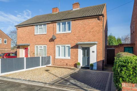 23 Ash Crescent, Kingswinford, DY6 8DJ