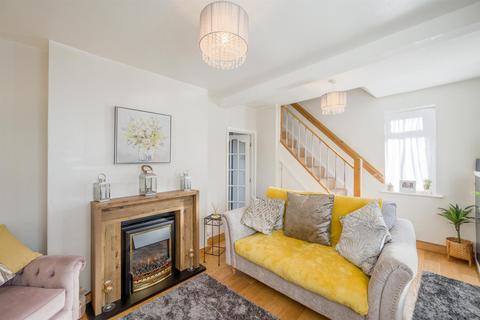 23 Ash Crescent, Kingswinford, DY6 8DJ