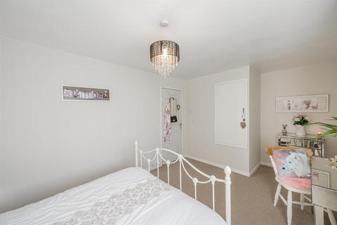 23 Ash Crescent, Kingswinford, DY6 8DJ
