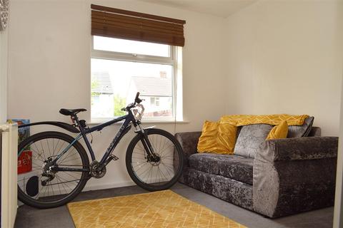 16 Tanners Fold, Oldham, OL8 2NN
