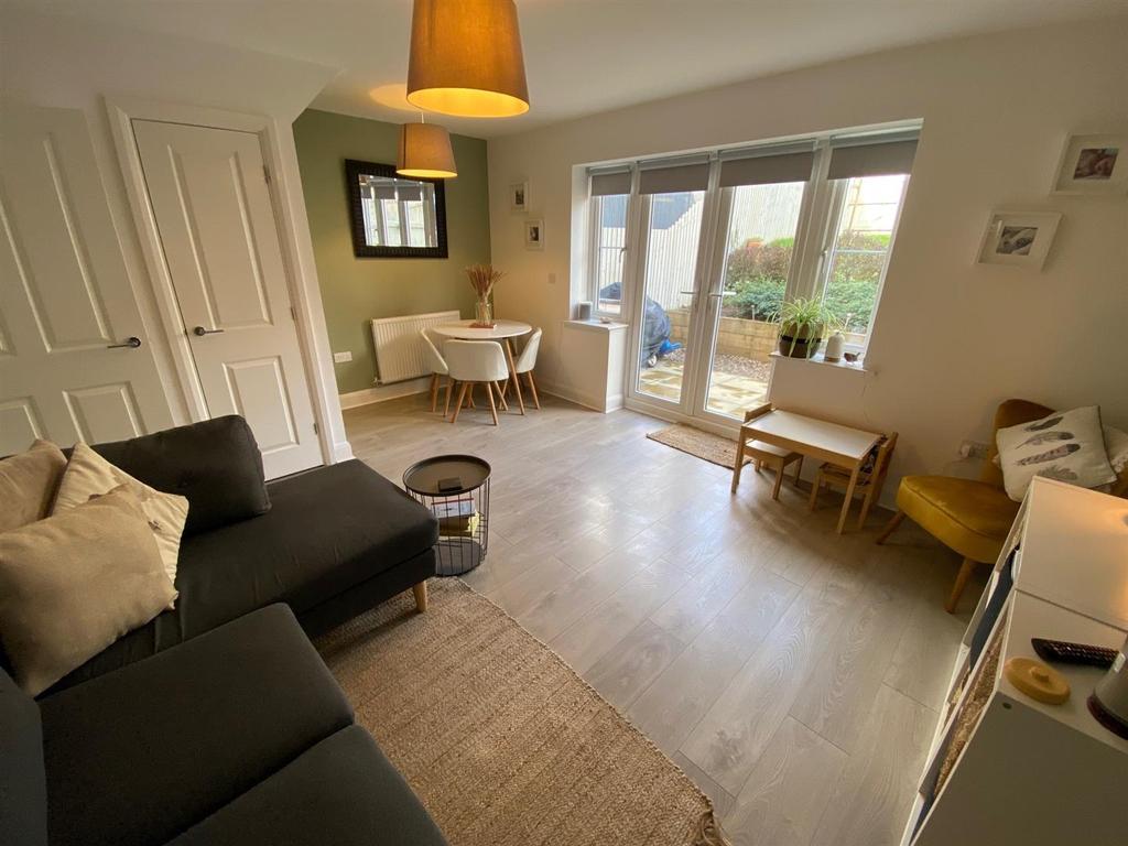 Bottle Kiln Rise, Brierley Hill, West Midlands 3 bed terraced house £