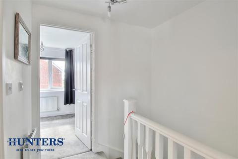 98 Rosary Road, Oldham, OL8 2SL