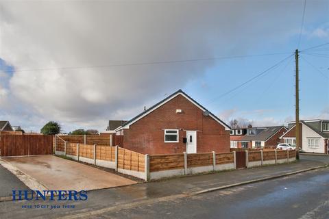 3 bedroom semi-detached bungalow for sale - Severn Drive, Milnrow, Rochdale