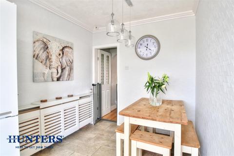 200 Foxdenton Lane, Chadderton, Oldham, OL9 9QR