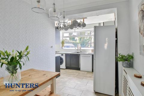 200 Foxdenton Lane, Chadderton, Oldham, OL9 9QR