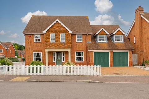 4 Monro Place, Epsom, KT19 7LD