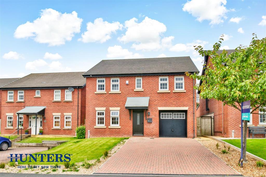 Joseph Lister Drive, Wardle 5 bed house for sale £375,000