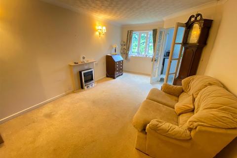 1 bedroom flat for sale - Liddiard Court, Stourbridge, DY8 3SD