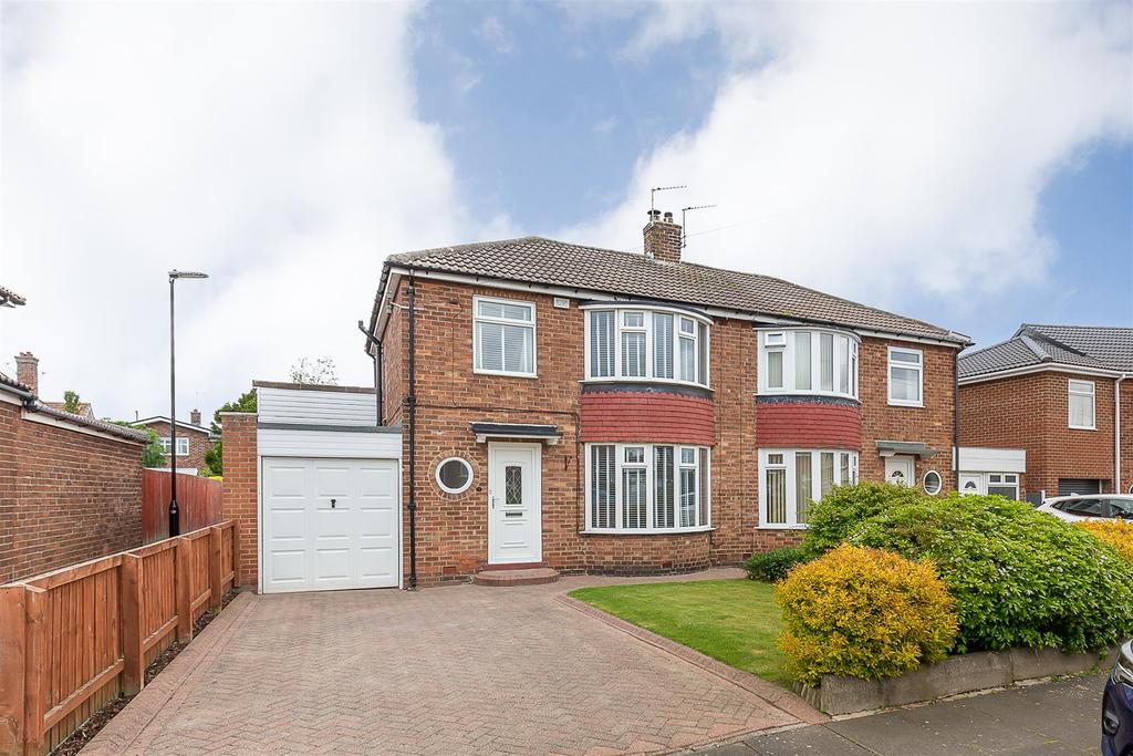 Birchwood Avenue, North Gosforth... 3 bed semidetached house £275,000