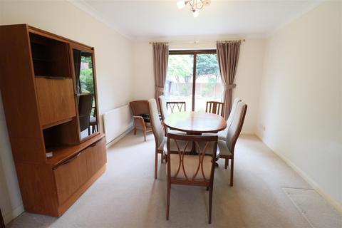 62 Prunus Avenue, Willerby, Hull, HU10 6PJ