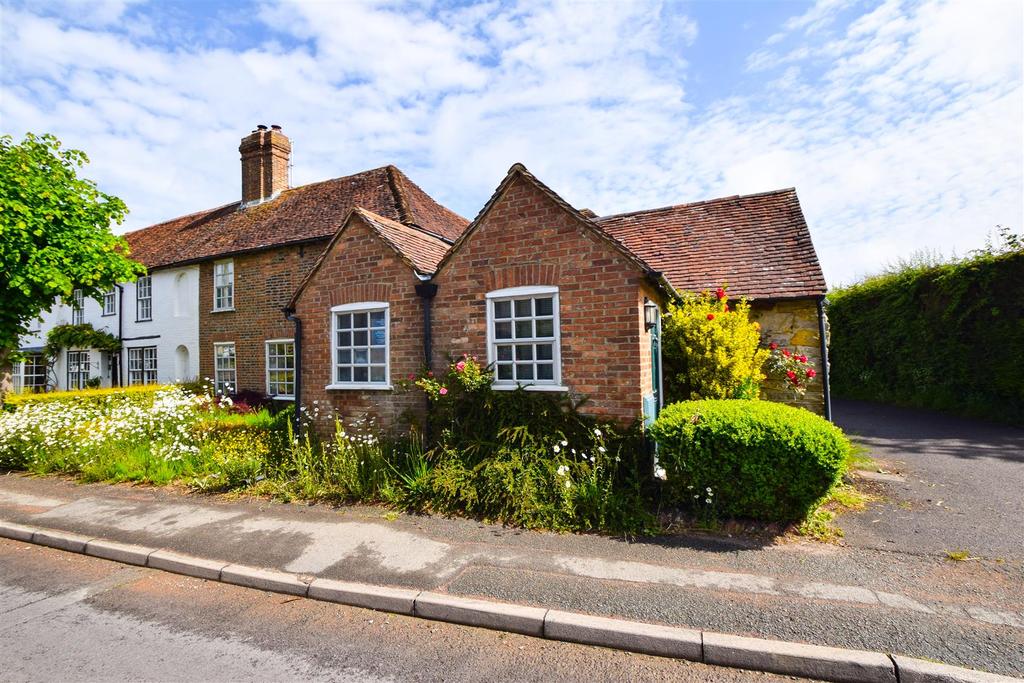Cade Street, Heathfield 5 bed house £559,950