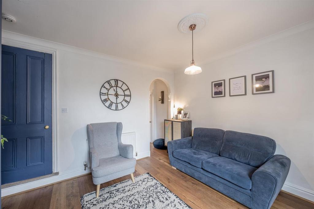 Clifton Street, Stourbridge 3 bed terraced house £350,000