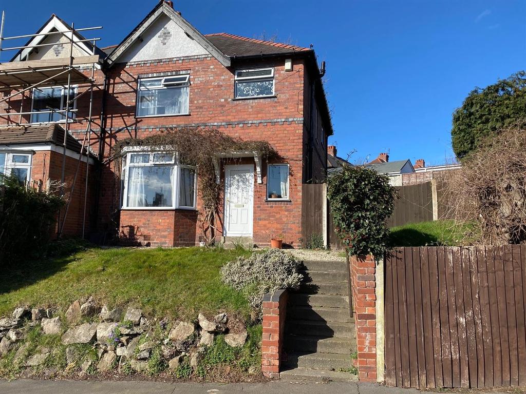 Brook Holloway, Stourbridge, West Midlands 3 bed semidetached house