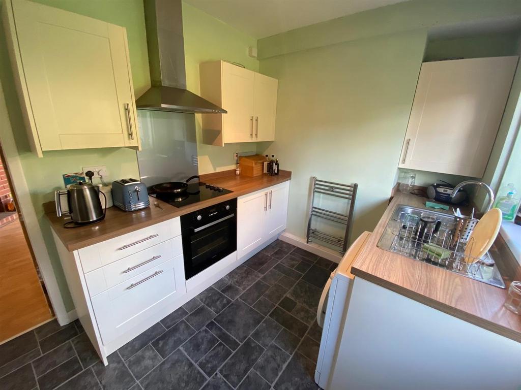 Brook Holloway, Stourbridge, West Midlands 3 bed semidetached house