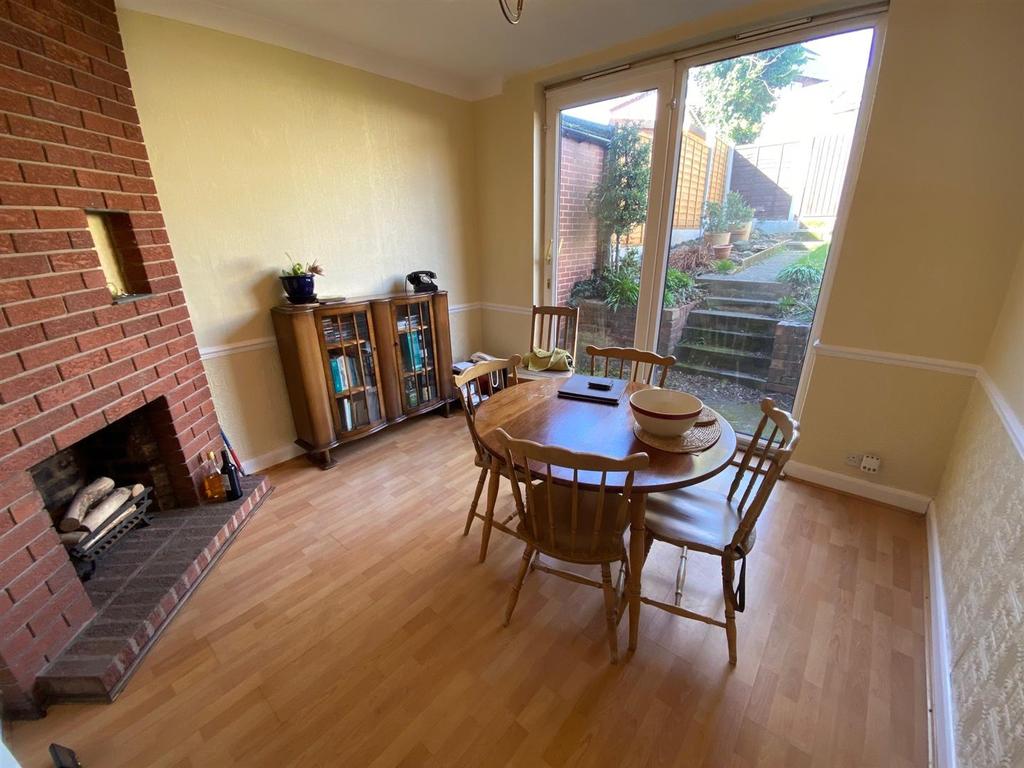 Brook Holloway, Stourbridge, West Midlands 3 bed semidetached house