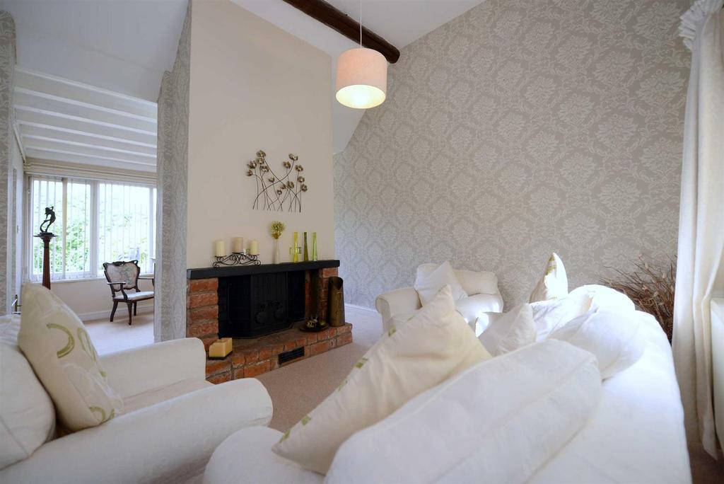 Emstrey Lodge, Atcham, Shrewsbury 4 bed detached house £495,000