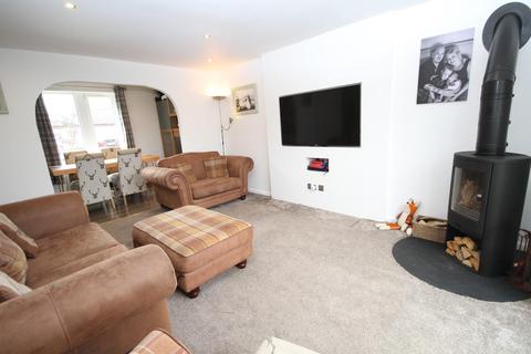7 Summer Lea, Idle, Bradford, BD10 8PL