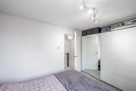 9 Barratts Croft, Brierley Hill, DY5 4UL