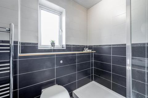 9 Barratts Croft, Brierley Hill, DY5 4UL