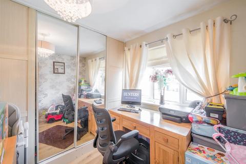 4 Fairfield Drive, Kinver, Stourbridge, DY7 6EW
