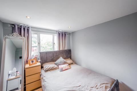 4 Fairfield Drive, Kinver, Stourbridge, DY7 6EW