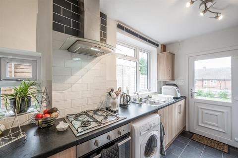 52 Murcroft Road, Stourbridge, DY9 9HU