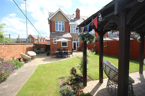 199 Billing Road, Northampton, NN1 5RS