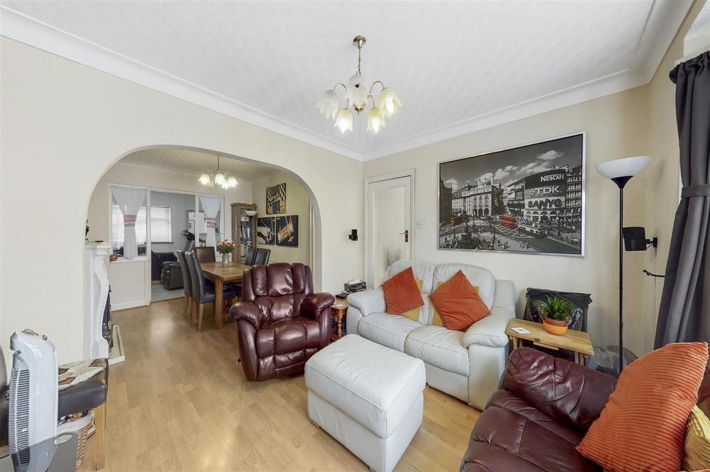 St. Raphaels Way, Neasden 3 bed semidetached house for sale £565,000