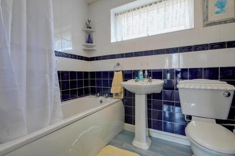 2 Orchard Close, Anlaby, Hull, HU10 6RF