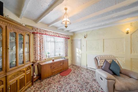 6 Cross Street, Wordsley, Stourbridge, DY8 5QN